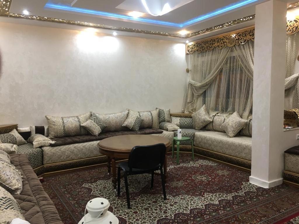 Appartement Y Танжер Екстериор снимка