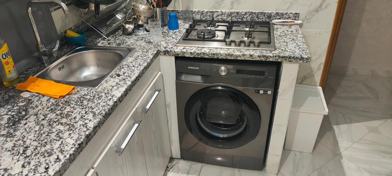 Appartement Y Танжер Екстериор снимка